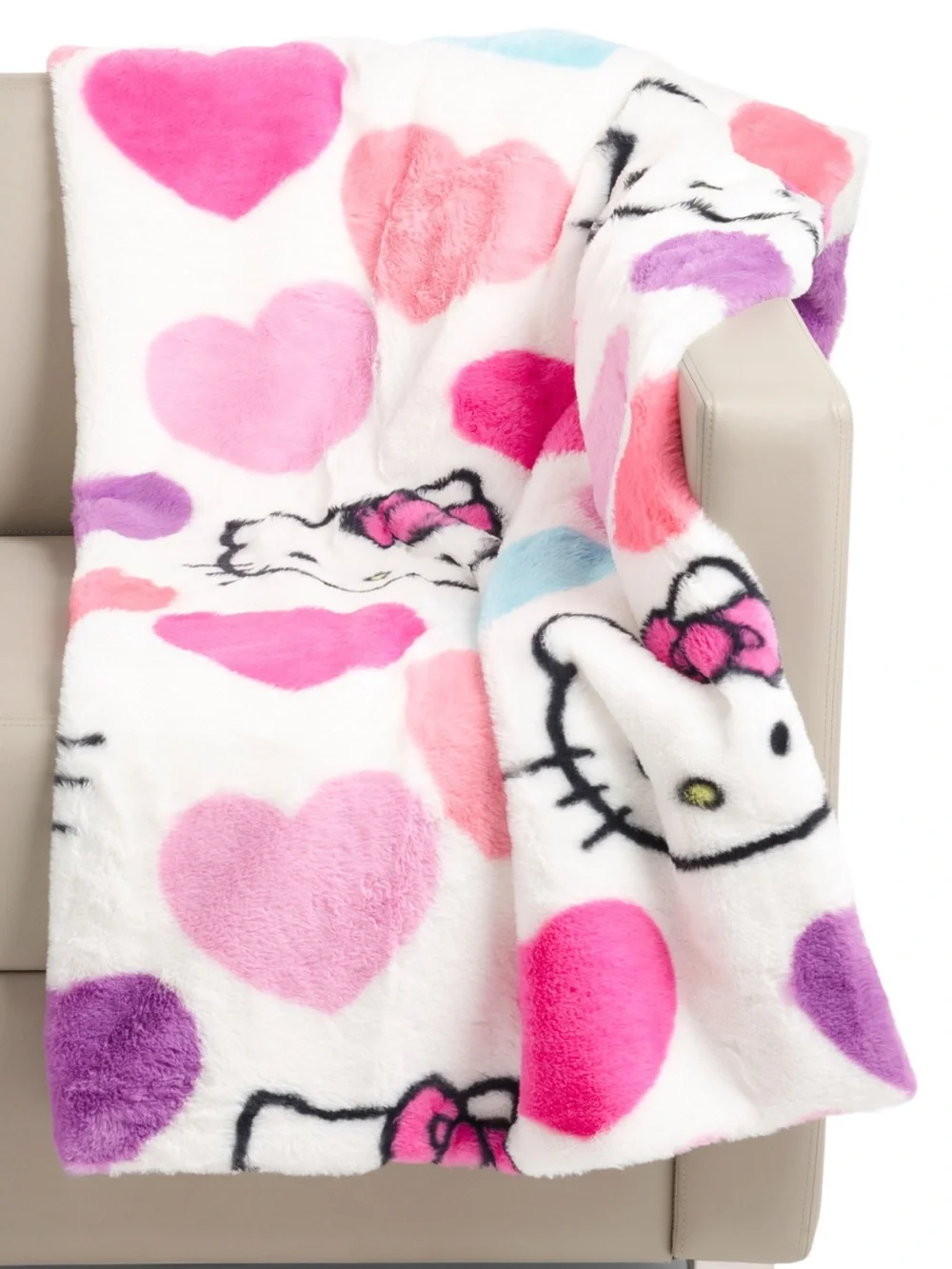 💜💗💙HELLO KITTY Lots Of Hearts Faux Rabbit Fur Throw Blanket / 50”x 70” / NEW💜💗💙